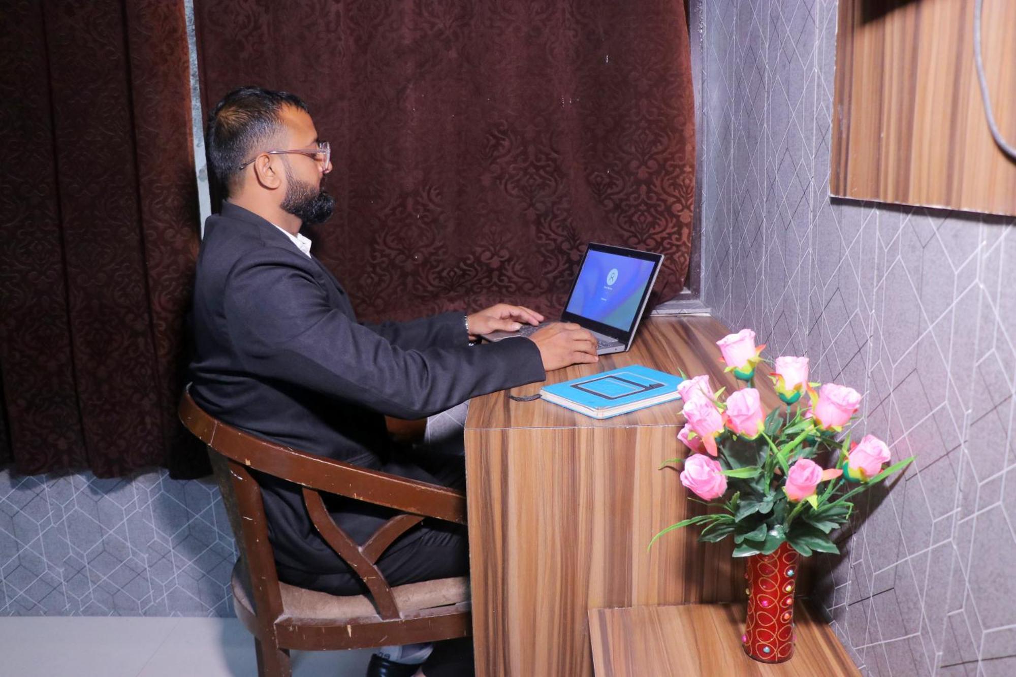 Hotel Panache Mathura Luaran gambar