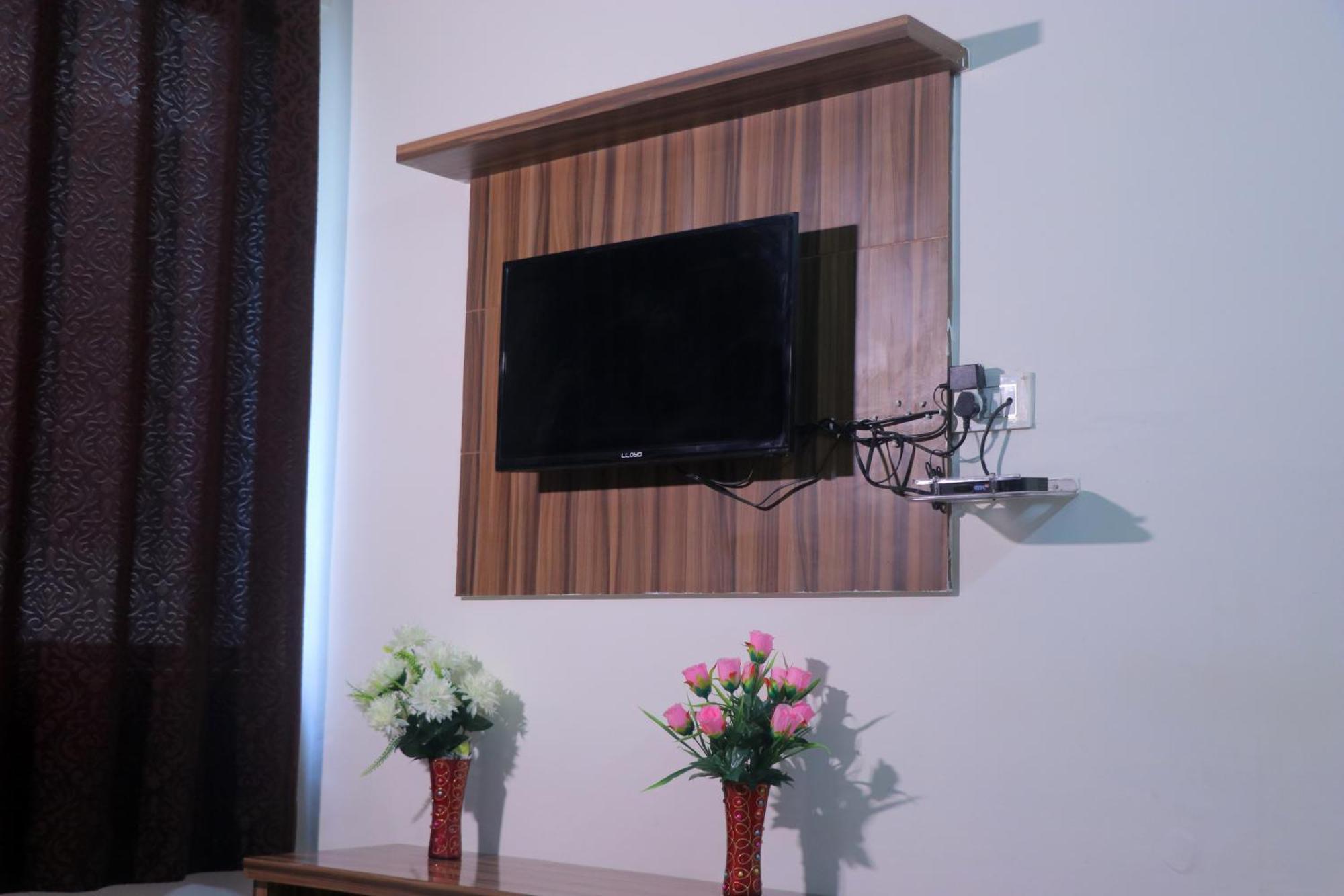 Hotel Panache Mathura Luaran gambar